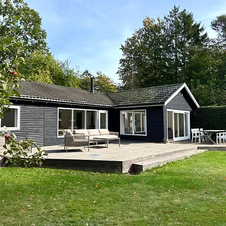 Rageleje - Cozy, Bright Summerhouse Near The And Beautiful Heatherhill * Vejby