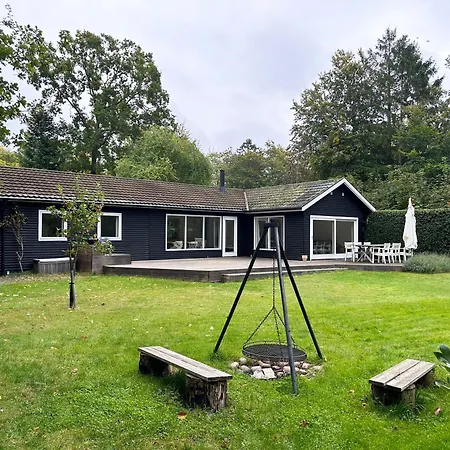 Rageleje - Cozy, Bright Summerhouse Near The And Beautiful Heatherhill Holiday home *