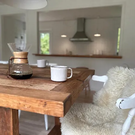 Сasa de vacaciones Rageleje - Cozy, Bright Summerhouse Near The And Beautiful Heatherhill Vejby