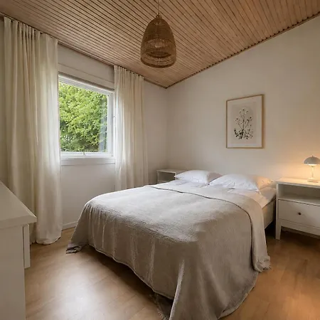 Rageleje - Cozy, Bright Summerhouse Near The And Beautiful Heatherhill