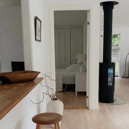 Сasa de vacaciones Rageleje - Cozy, Bright Summerhouse Near The And Beautiful Heatherhill Vejby